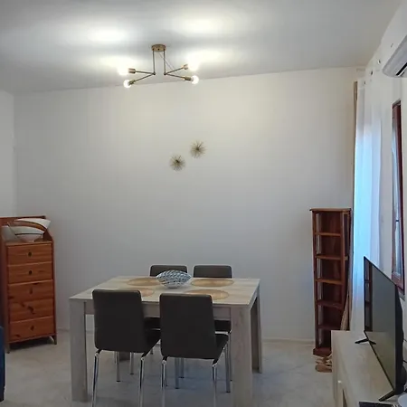 Corte Apartment *
